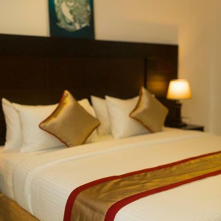 Hotel Saveira Colombo Esterno foto
